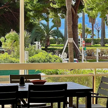 Appartement Luxurious 2-bedroom Pointe Croisette, Sea View, Private Parking Cannes